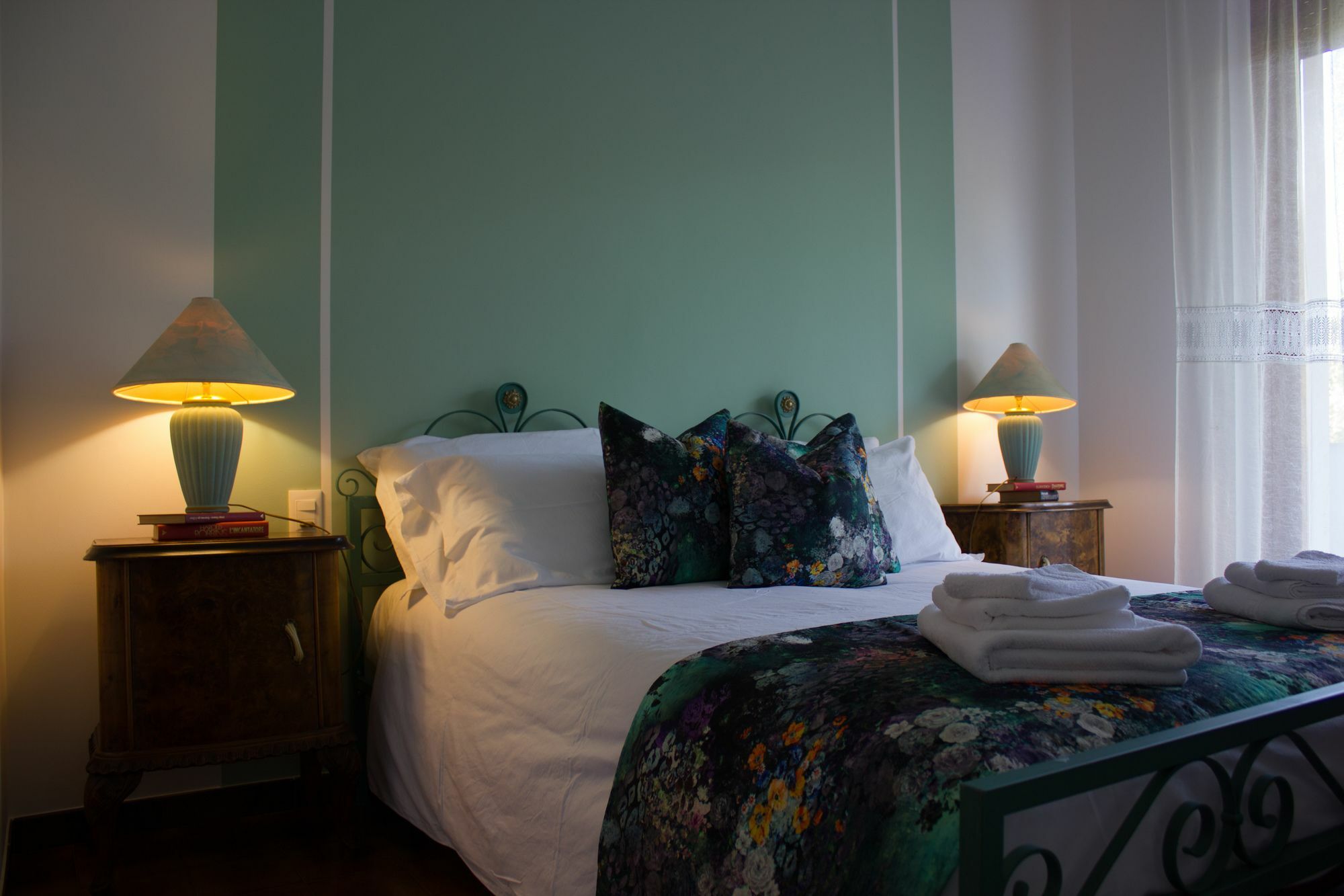 Bed & Breakfast View 3*