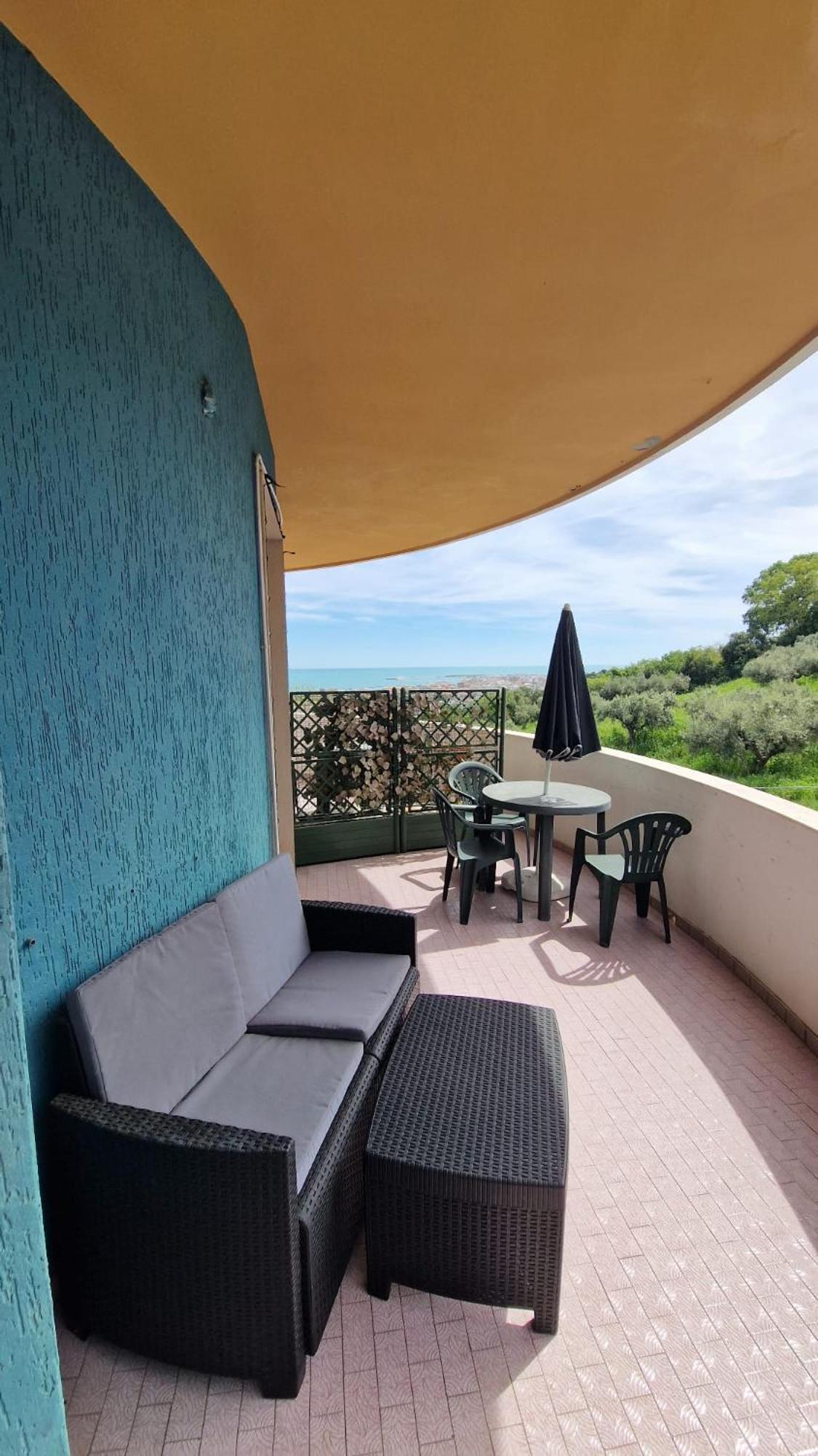 Bed & Breakfast View 3*